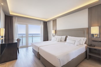 Premium Room Sea View (2+1)