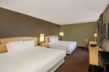 Room, Multiple Beds, Non Smoking