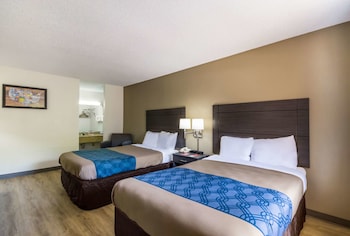 Standard Double Room, 2 Double Beds, Smoking