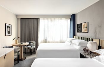 Room, 2 Queen Beds (Essential)