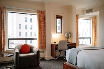 Superior Room, 1 King Bed