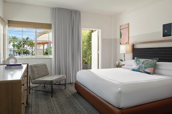 Premium Room, 1 King Bed, Terrace, Oceanfront