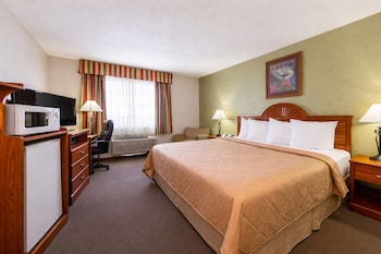 Room, 1 King Bed, Smoking