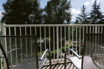 Single King Riverview