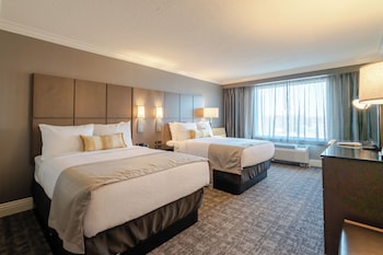 Standard Room, 2 Queen Beds, Non Smoking, Microwave