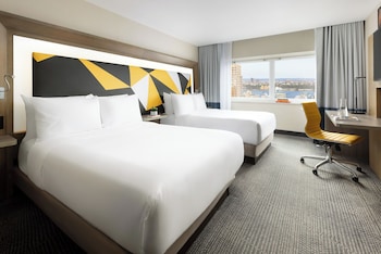 Superior Room, 2 Double Beds (Hudson River View)