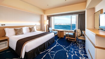 Classic Room, 1 King Bed, Harbor View