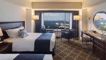 Premium Room, 2 Twin Beds, Club Lounge Access, Harbor View (High floor)