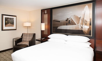 Two Double Beds, ADA; Hearing Impaired, with Tub