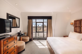 Superior Double Room (London Eye View)