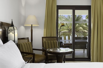 Deluxe Room, 1 King Bed