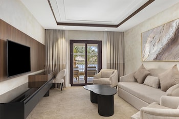 Deluxe Suite, 1 King Bed