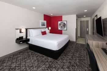Standard Room, 1 King Bed, Non Smoking