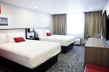 Room, 2 Queen Beds, Non Smoking