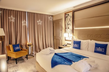 Executive Suite (Pommery Christmas)