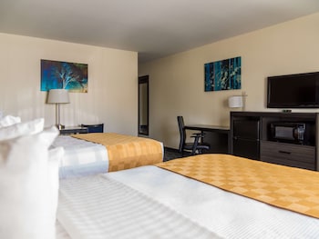 Standard Room, 2 Queen Beds, Non Smoking, Refrigerator & Microwave