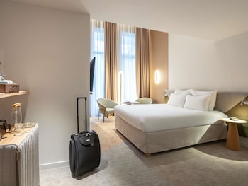 Deluxe Suite, 2 Queen Beds