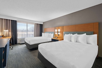 Room, 2 Queen Beds, Non Smoking