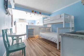 Room, Multiple Beds, Non Smoking