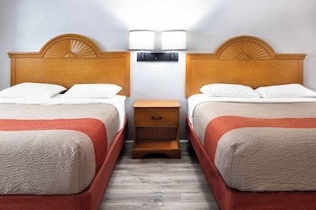 Standard Room, 2 Queen Beds, Non Smoking