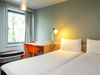 Family Room, 2 Double Beds, Connecting Rooms