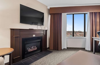 Standard Room, 1 King Bed, Jetted Tub, Tower (Shower Only)