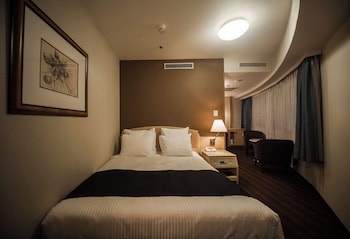 Premium Room, 1 Queen Bed, Annex Building