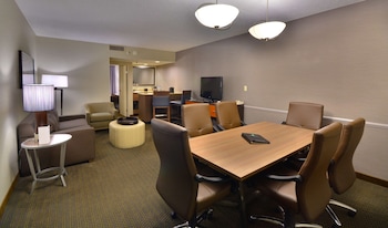 Executive Room, 1 King Bed, Non Smoking