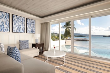 Preferred Club Bungalow Suite Ocean Front Swim Out King