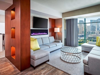 Suite, 1 King Bed