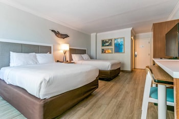 2 Queen Beds & 2 Twin Beds,  Family Suite, Partial Ocean View, Accessible, No Smoking