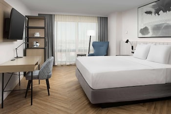 Studio Suite, 1 King Bed, Non Smoking