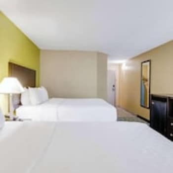 Standard Room, 2 Queen Beds, Non Smoking