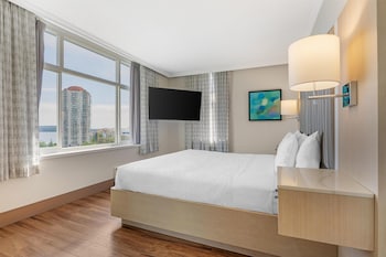 Suite, 1 King Bed, Refrigerator, Harbor View (with Sofabed)