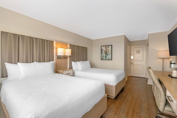 Standard Room, 2 Double Beds, Refrigerator, Harbor View