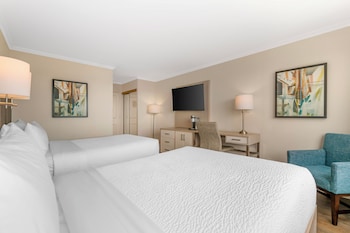 Standard Room, 2 Double Beds, Refrigerator, Harbor View