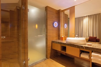 Deluxe Room, 1 King Bed