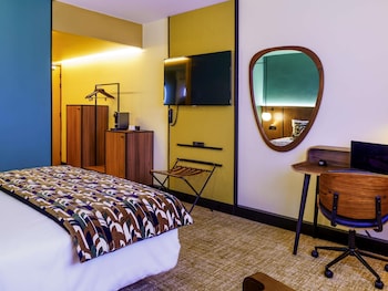 Superior Room, 1 Queen Bed, Bathtub