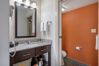 Standard Room, 2 Double Beds, Non Smoking, Refrigerator & Microwave