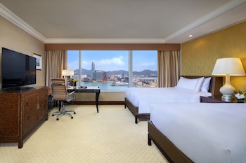 King Bed Executive Harbour View Suite