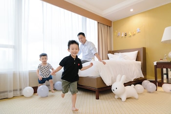 Family Room, Multiple Beds, Non Smoking, Connecting Rooms