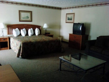 Room, 1 King Bed, Smoking