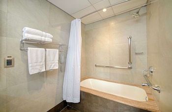Twin Room, 2 Double Beds, Accessible