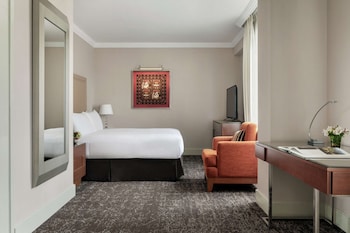 Junior Suite, 1 King Bed