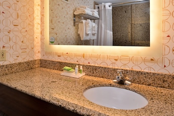 Standard Room, 2 Queen Beds, Accessible (Communications)