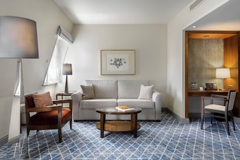 Deluxe Room, 1 King Bed (Premium)
