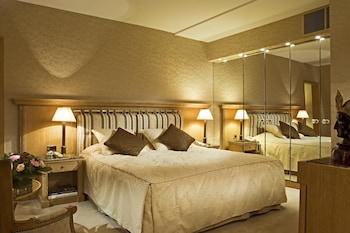 Royal Suite, 1 King Bed, Sauna