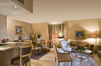 Royal Suite, 1 King Bed, Sauna