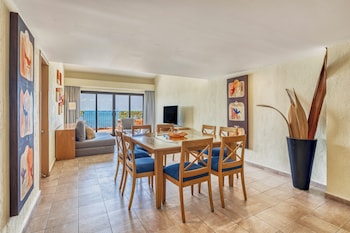 Master Suite, 3 bedrooms plus