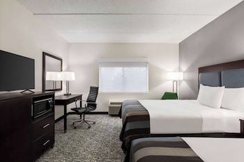 Room, 2 Queen Beds, Non Smoking